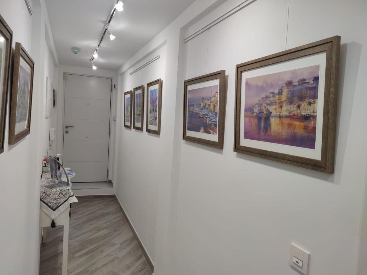 Appartement Malasana 51, New Art Apartment, Breakfast Included, Historic Center, Quite Neighborhood, Ml *